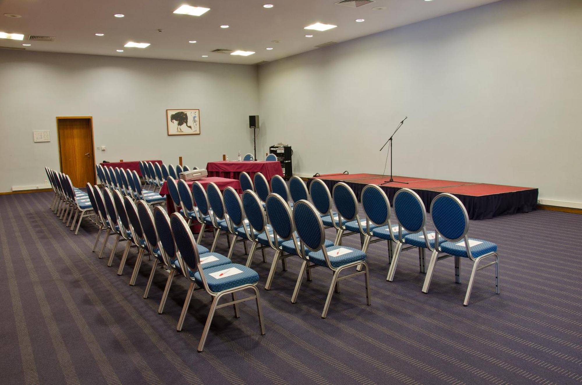 Vip Executive Santa Iria Hotel Санта Ирия да Азоя Екстериор снимка