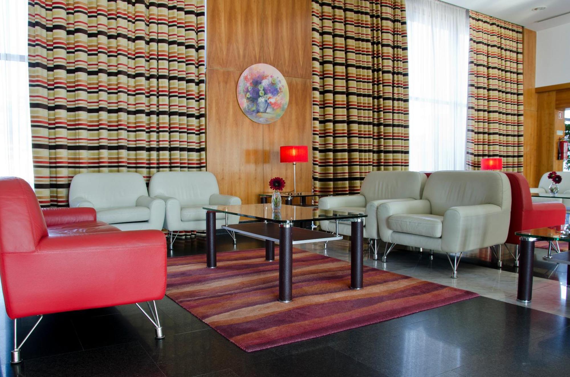 Vip Executive Santa Iria Hotel Санта Ирия да Азоя Екстериор снимка