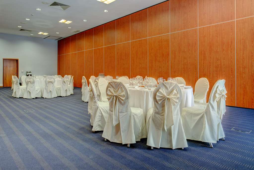 Vip Executive Santa Iria Hotel Санта Ирия да Азоя Съоръжения снимка